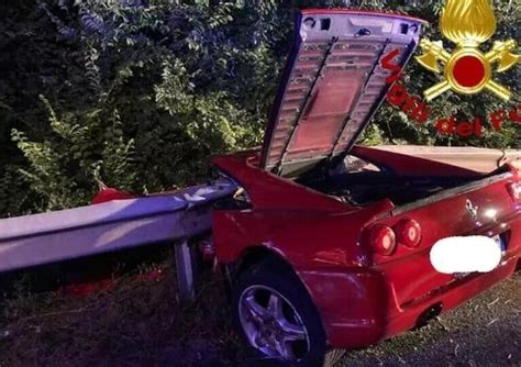 Morto Dopo Lo Schianto In Ferrari Chi Era L Uomo Al Volante E La Sua