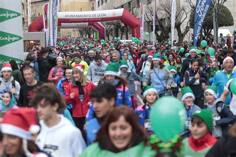 León se echa a la calle en la San Silvestre Más de 7 000 personas