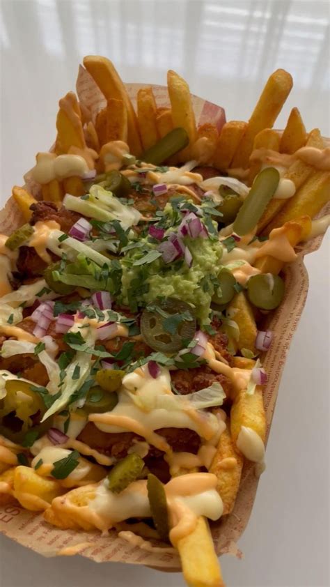 Loaded Fries Met Krokante Kip Kookmutsjes Eten Recepten Lekker