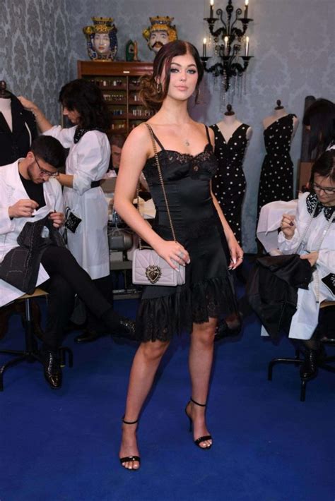 Hot And Sexy Loren Gray Photos Thblog