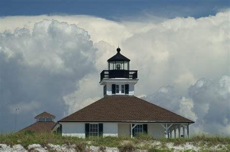 The Most Beautiful Lighthouses In America Readers Digest