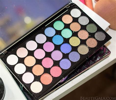 Makeup Revolution Ultra Eyeshadow Palette In Mermaids Forever