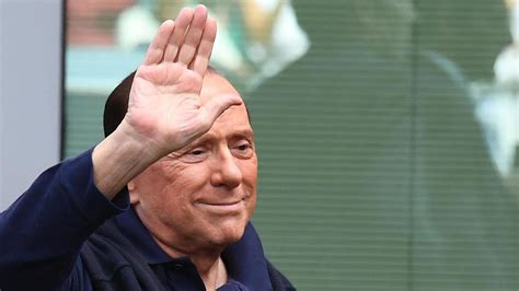 Berlusconi Al San Raffaele Ricovero Durgenza In Terapia Intensiva