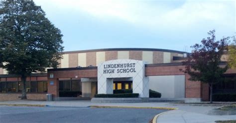 Lindenhurst High School Sets Up New Drug Alcohol Treatment Program For