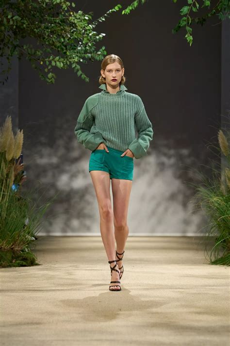 Max Mara Spring 2024 Ready To Wear Collection Artofit