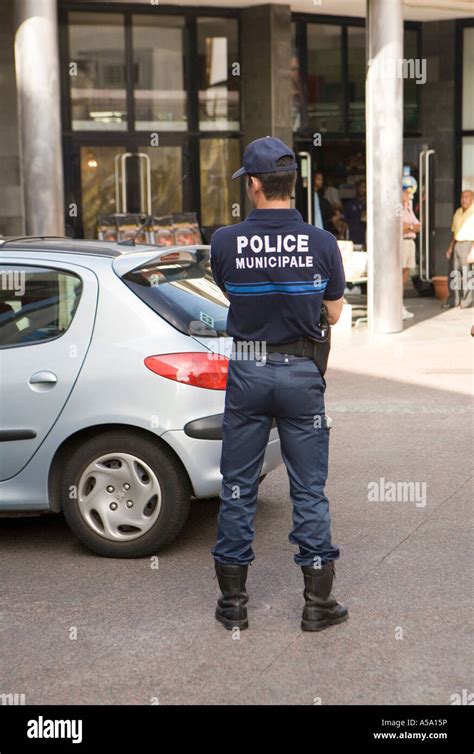 Police Municipale En Service De Circulation Banque De Photographies Et