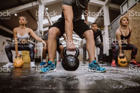 Cómo Realizar Sentadillas Correctamente El Mundo Del Crossfit