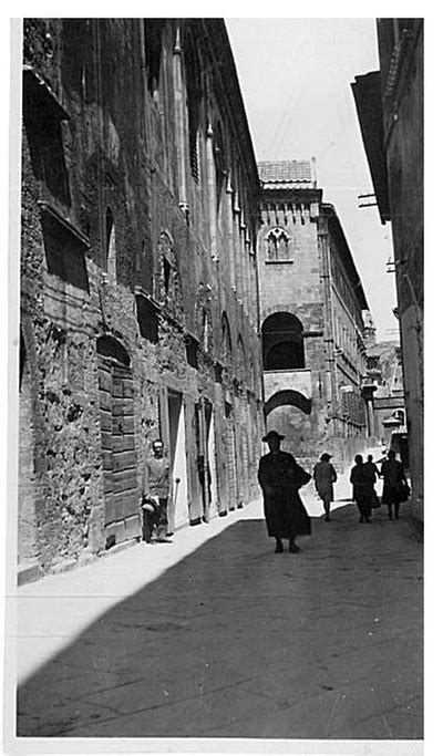 Foto Dall Album Di Famiglia Di Aldo Capitini Europeana