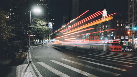 Download Wallpaper 3840x2160 Street Lights Long Exposure City Night 4k Uhd 169 Hd Background