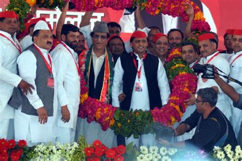 Akhilesh Yadav re-elected Samajwadi Party president for five years ...