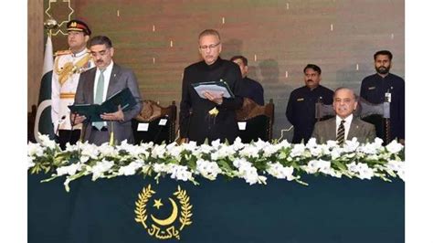 Anwar Ul Haq Kakar Sworn In As Pakistans Caretaker Prime Minister