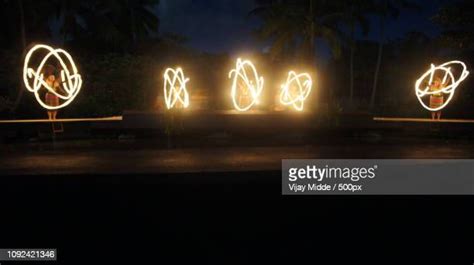 Hawaii Fire Dance Photos and Premium High Res Pictures - Getty Images