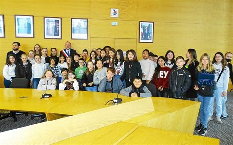 À Lanester au collège Jean Lurçat 20 des élèves engagés dans une