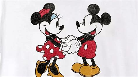 Classic Mickey Minnie Gifts Inspire Love Friendship FashionEarsta