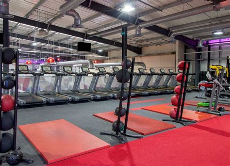 Kiss Gyms Milton Keynes | Hussle.com