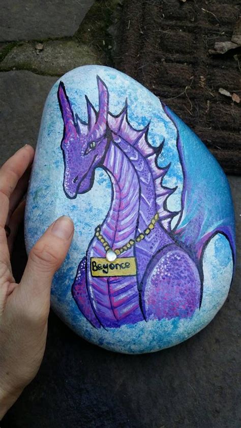 Dragon Rocks Painted Rocks Etsy In 2020 Painted Rocks Hand