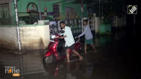 Cyclone Michaung Makes Landfall Devasting Floods In Chennai Claims 17 Lives News9 Youtube