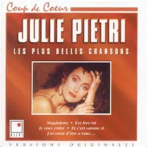 Les Plus Belles Chansons Amazon Br CD E Vinil