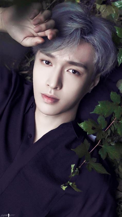 Pin By May Caterina On Rp Lay Photoshoot Exo Lay Yixing Exo