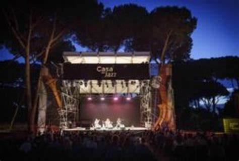 Al Roma Summer Fest 100 Mila Spettatori Tiscali Spettacoli