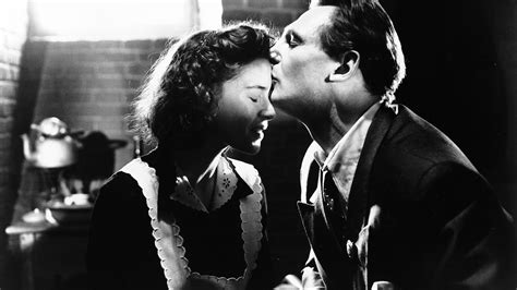 Embeth Davidtz As Helen Hirsch And Liam Neeson As Oskar Schindler [schindler S List 1993] La