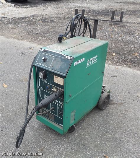 L Tec Migmaster Mm250 Wire Feed Welder In Pacific Mo Item Cc9681