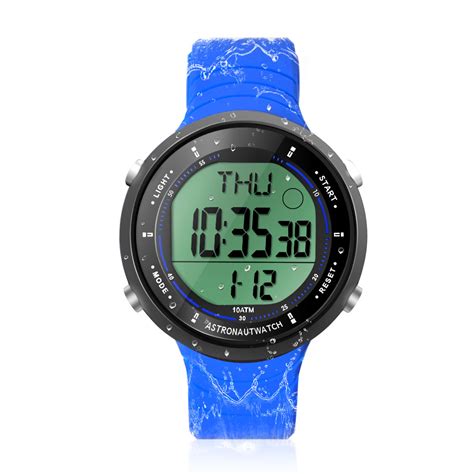 10 Atm Water Resistant Sports Watch For Swimming And Diving With
