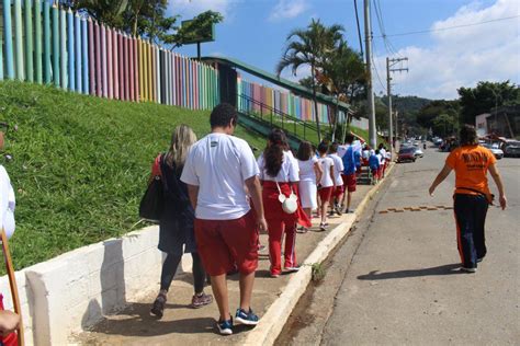 Roteiro Dos Bandeirantes Ccda Col Gio Carlos Drummond De Andrade