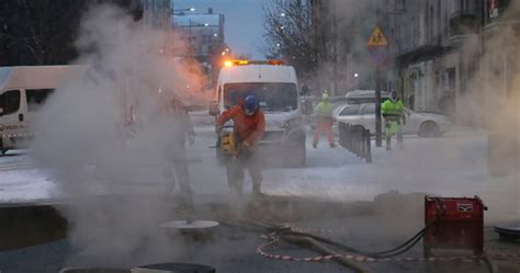 Awaria Sieci Ciep Owniczej Na Pradze P Noc Zosta A Usuni Ta Rmf