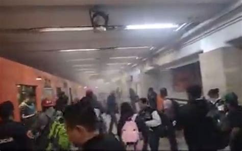 Video Reportan Humo En La Línea 3 Del Metro Cdmx Aristegui Noticias