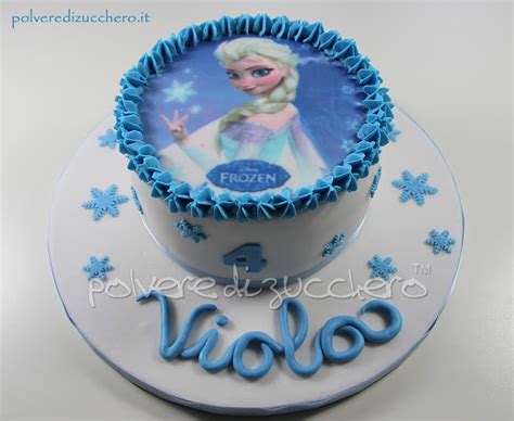 Torta Frozen In Pasta Di Zucchero Con La Cialda Di Elsa Polvere Di