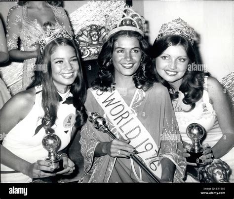 Nov 11 1976 Miss Jamaica Id Miss World 1976 At The Riyal Albert