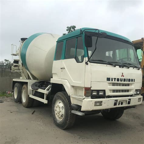 Secondhand Concrete Mixer Truck Mitsubish 6X4 Used Cement Tipper