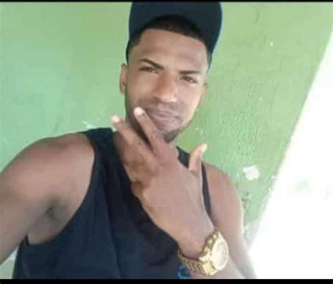 Santo Est V O Homem Morre Ap S Moto Se Chocar Poste Na Avenida Rio