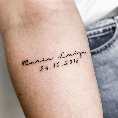 Aquela Tattoo O Nome E A Data De Nascimento Da Filhota Que A Fran