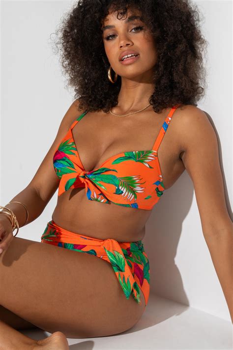 Paradiso Lightly Padded Underwired Front Tie Bikini Top In Orange