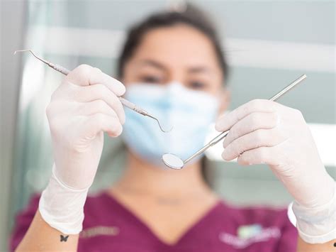 Cu Les Son Las Funciones De Una Higienista Dental