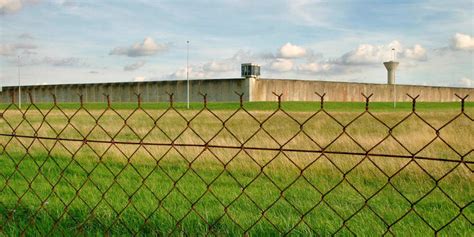 Prison Un Surveillant Agress Au Cri De Allah Akbar Ch Teauroux