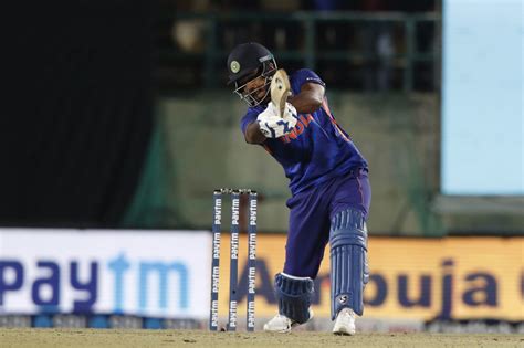 Ind Vs Sa Sanju Samson Has The Potential Of Yuvraj Singh Ex Proteas