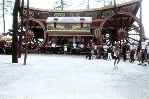 Conestoga Wagon at Six Flags Great Adventure