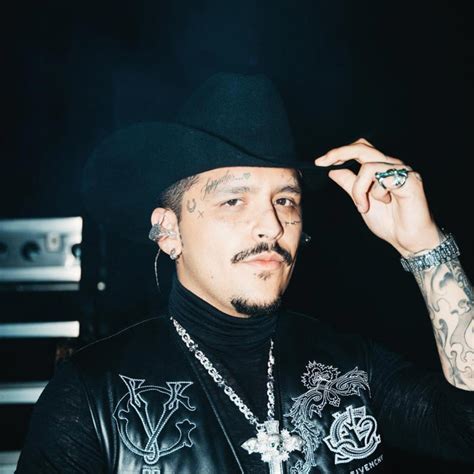 ¿quiénes Han Sido Las Guapísimas Novias De Christian Nodal