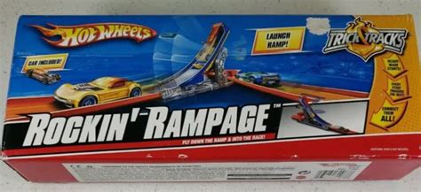 HOT WHEELS Trick Tracks Cyborg Blaster Starter Set W Car NIB SEALED PicClick UK
