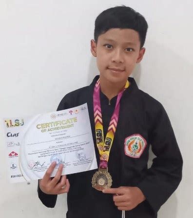 Aliman Hafidz Juara Tunggal Putra Smp Kejuaraan Pencak Silat Smp