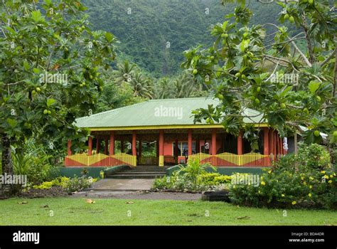 House, Fale, Fagoloa, Upolu Island, Western Samoa Stock Photo - Alamy