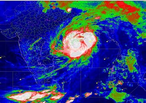 Cyclone Fani Map: Know details about Fani cyclone path, position and ...