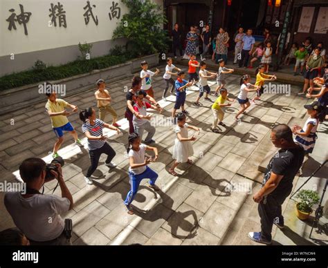 Wenzhou Nanquan Hi Res Stock Photography And Images Alamy