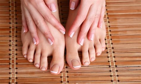 The Healthy Way To Get A Mani Pedi Smart Tips