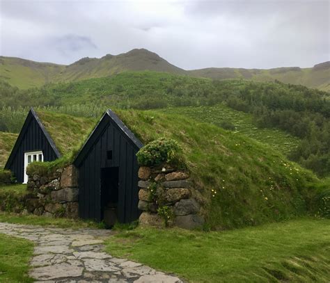 Architecture Icelandic Turf Houses — Musée Magazine