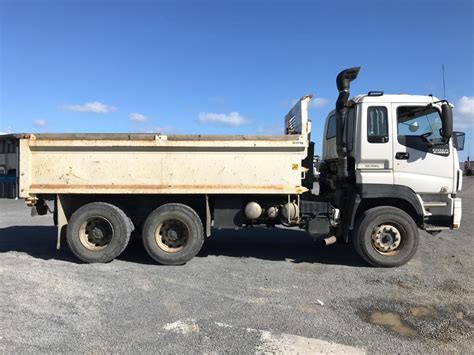 Used Isuzu Cyz 400 C Series 2012 Turners Trucks And Machinery For Sale