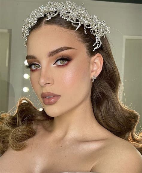 صور فولو حلالك ️🖤 Maquillaje De Ojos De Novia Maquillaje Sencillo Para Boda Maquillaje De